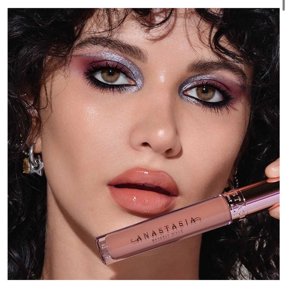 Anastasia Beverly Hills Lip Gloss - Picture 4 of 4
